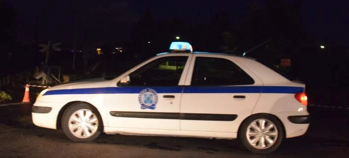 Λέσβος: Παρίσταναν τους αστυνομικούς και έκλεβαν κινητά αλλοδαπών – Συνελήφθησαν δύο άτομα